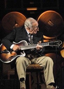 Bucky Pizzarelli