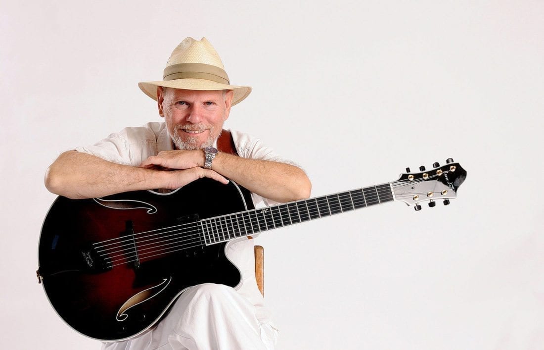 Danny McKnight with his brand new 16-B 7-String.