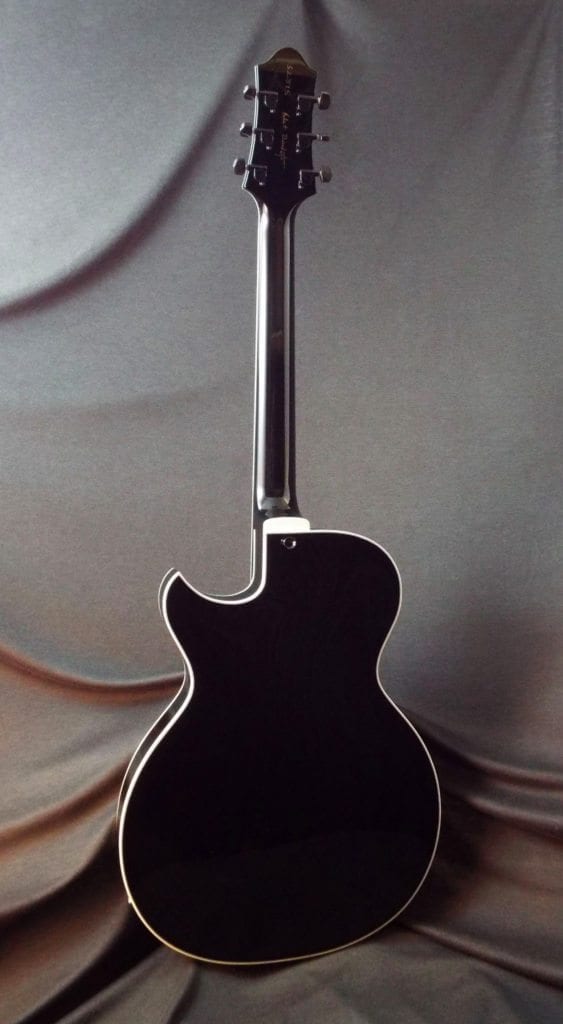 Benedetto Bambino P-90 フルアコ Bambino™ | Benedetto Guitars