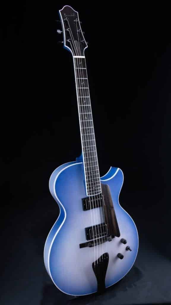 Bambino Blueburst (Courtesy Benedetto Guitars)