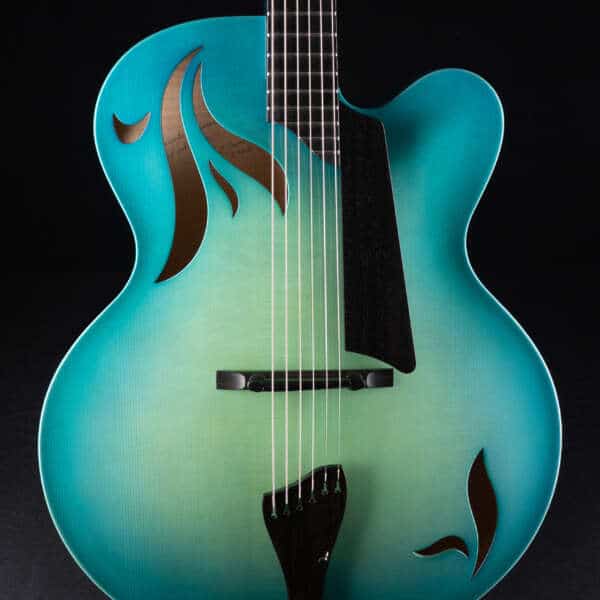 Why Hollow Body Archtop Guitars Define the Jazz Sound